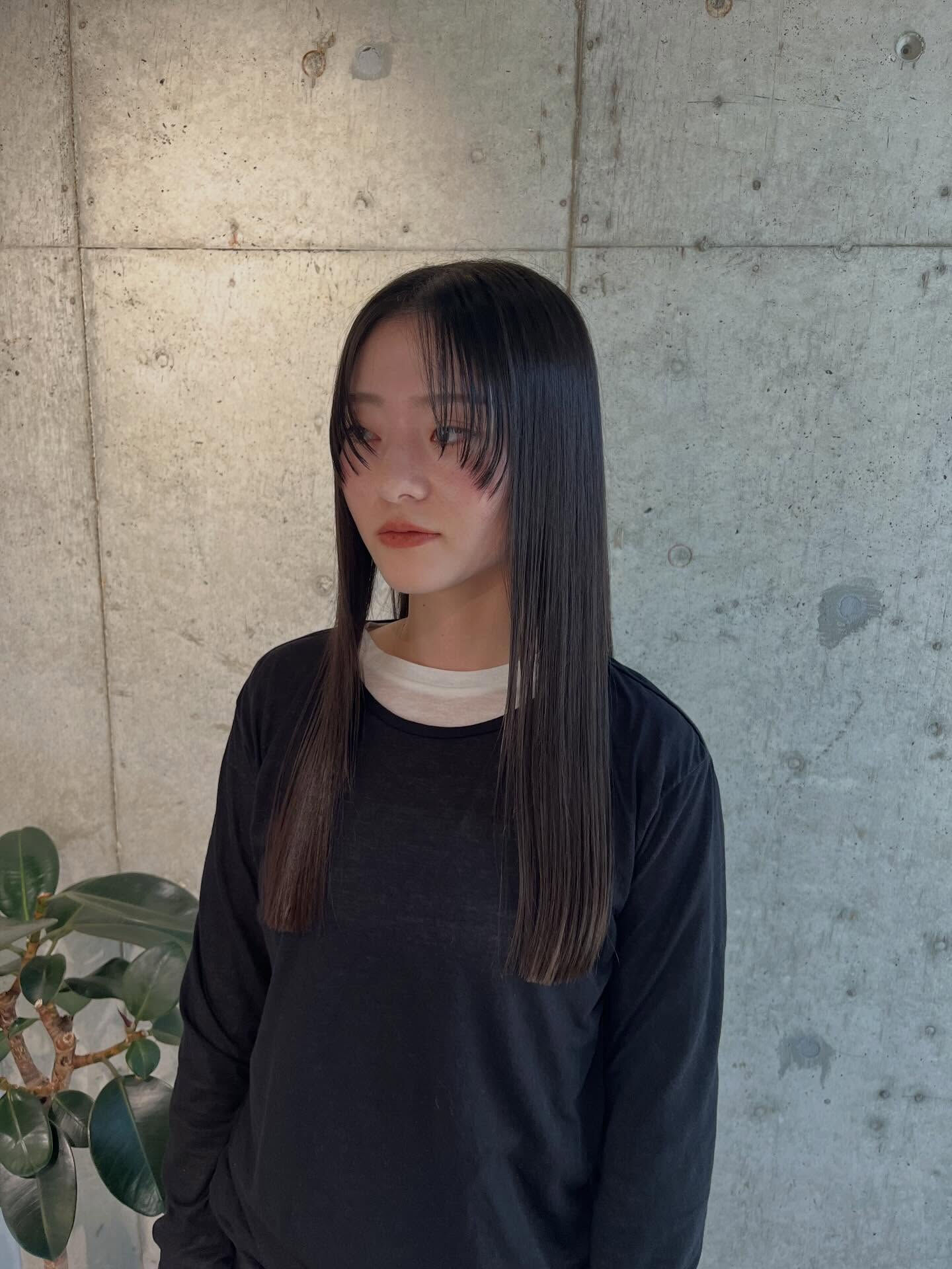 ぱつっとラインのロングストレート🖤